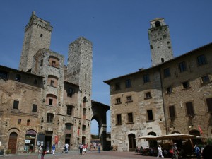 Place de la cisternina à San Gimignano