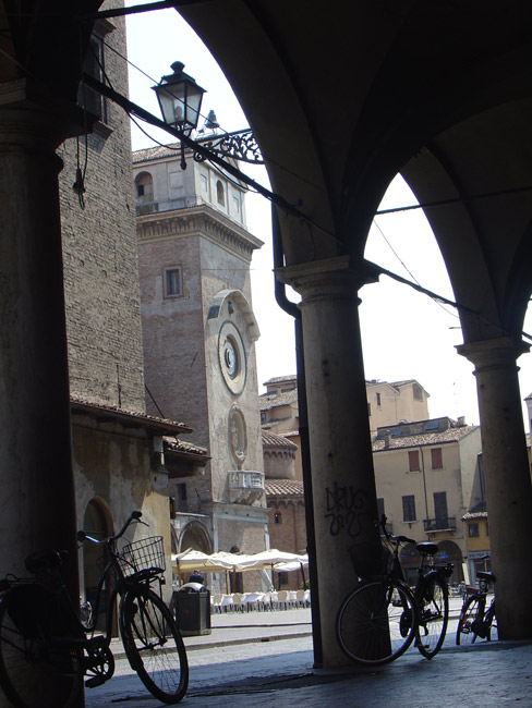 Piazza del Erbe à Mantoue