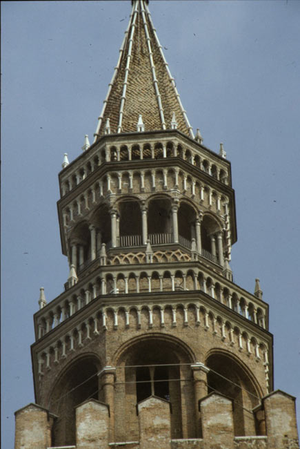 Campanile de la cathédrale de Crémone