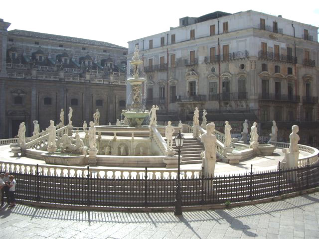 fontaine Pretoria à Palerme ou della Vergogna