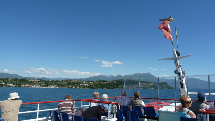 Navigation sur le Lac de Garde et traversée en bateau