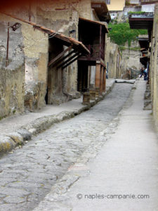 rues d'Herculanum : maison en opus craticium