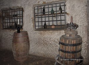 cave à vin de San Gregorio Armeno de Naples souterraine et secrète