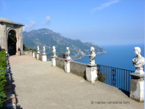 Effectivement stupéfiante, la Villa Cimbrone à Ravello et son belvédère